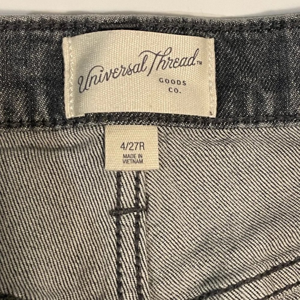 Universal Thread Jeans - Picture 4 of 6